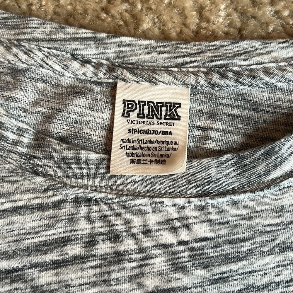 Pink Victoria’s Secret long sleeve gray tee shirt top dog black size small - Picture 5 of 6